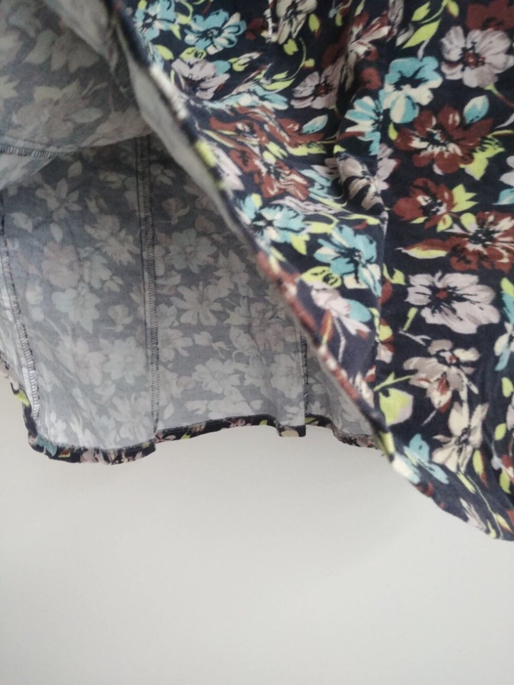 Vintage United Colors of Benetton corduroy flower trumpet skirt approx Medium - Picture 8 of 14